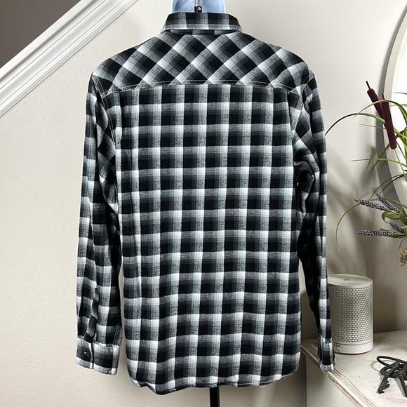 Red Camel XL Black/White/Green Plaid Thin Flannel - Picture 9 of 13